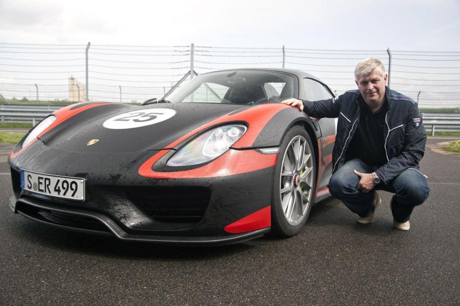  Porsche 918 Spyder 2015 года  (фото 8 из 32)